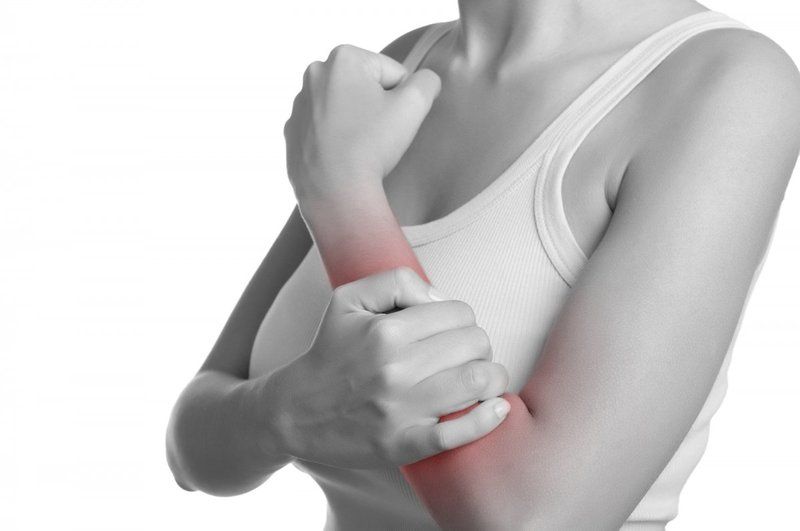 bolovi u zglobovima i slabost temperature br kako uzimati makule za bol u zglobovima